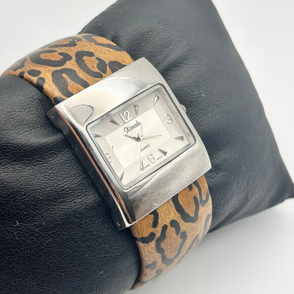 Xanadu Silver Leopard Print 29mm Women’s Quartz Cuff Watch Working - Picture 1 of 7